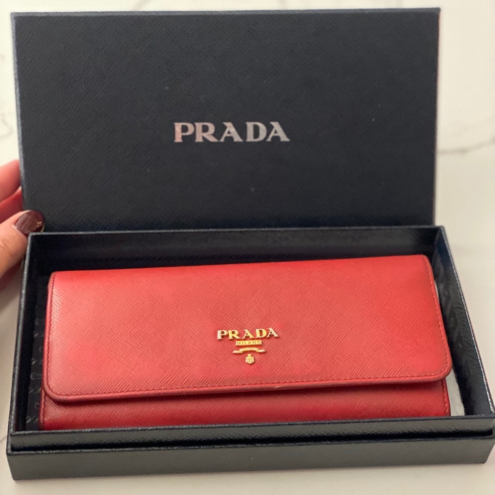 Prada wallet